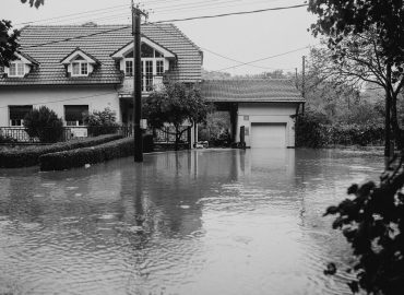 Flood pump Dhira Jaya Engineering menunjukkan cara kerja pompa mengatasi banjir di basement